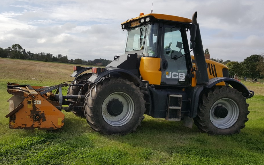 Jlr farm services with Verge/flail Mower at Misterton