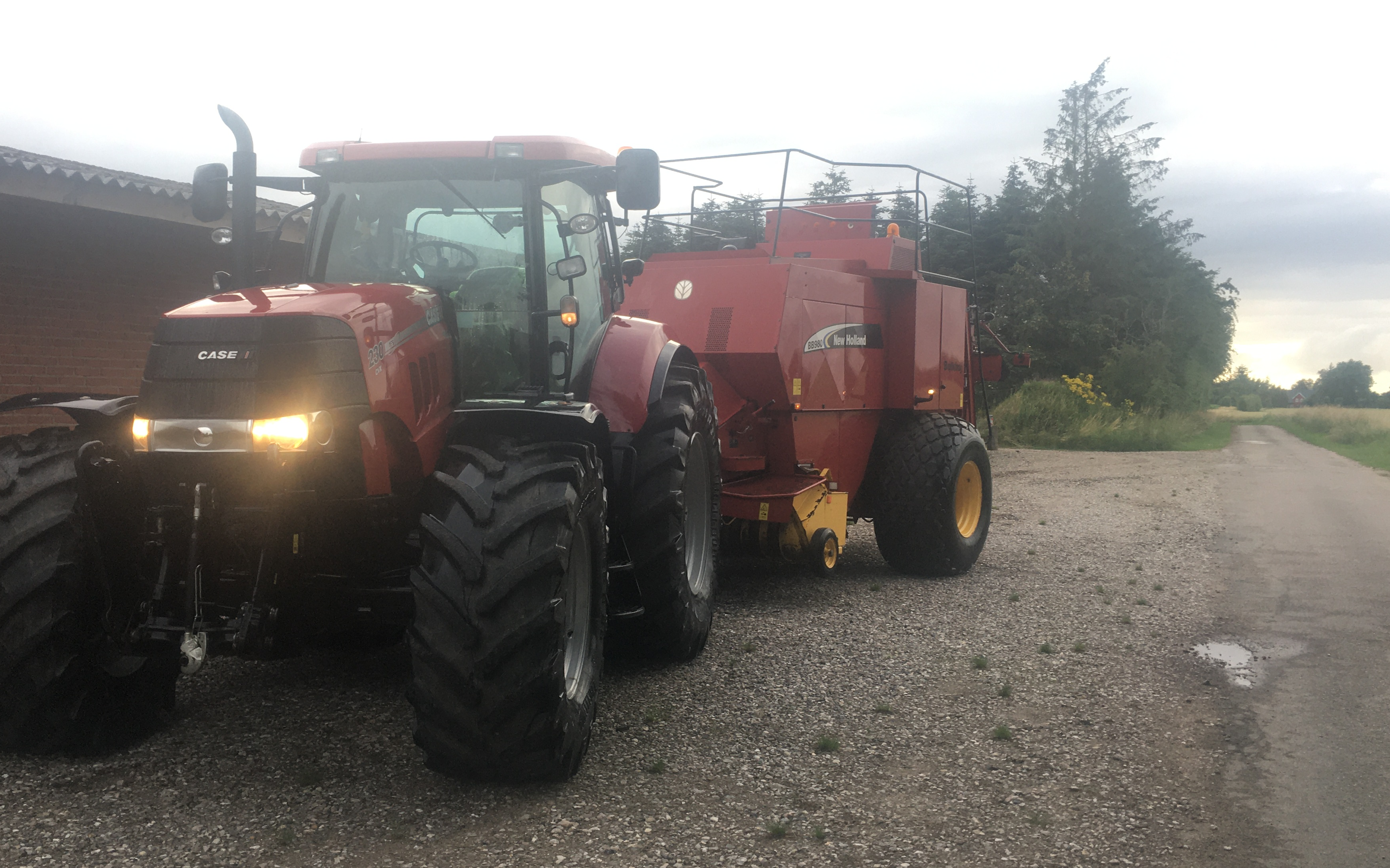 Henrik j holm aps med Bigballepresser ved Tinglev