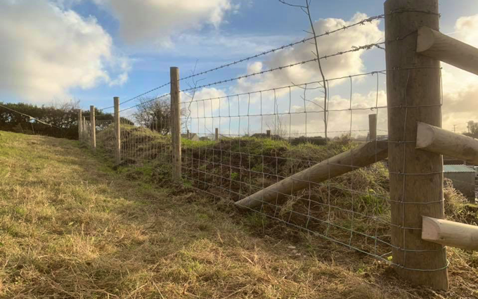 Tresidder fencing with Fencing at Helston