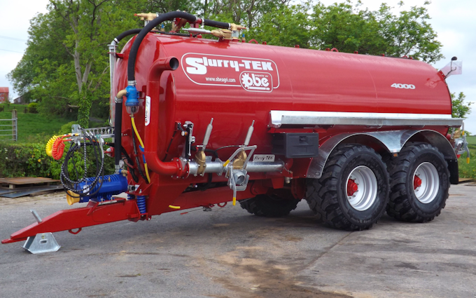 Obe agri  with Slurry spreader/injector at Donaghcloney