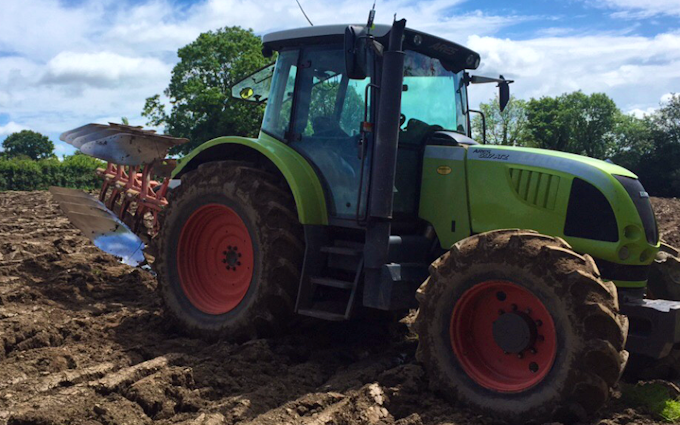 Bright’s agri contracting with Plough at Barn Park
