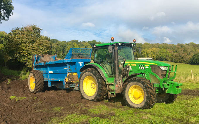 A c harris contracting  with Manure/waste spreader at Kingston Seymour