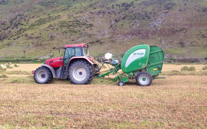 Chamberlain agriculture ltd with Round baler at Sheffield