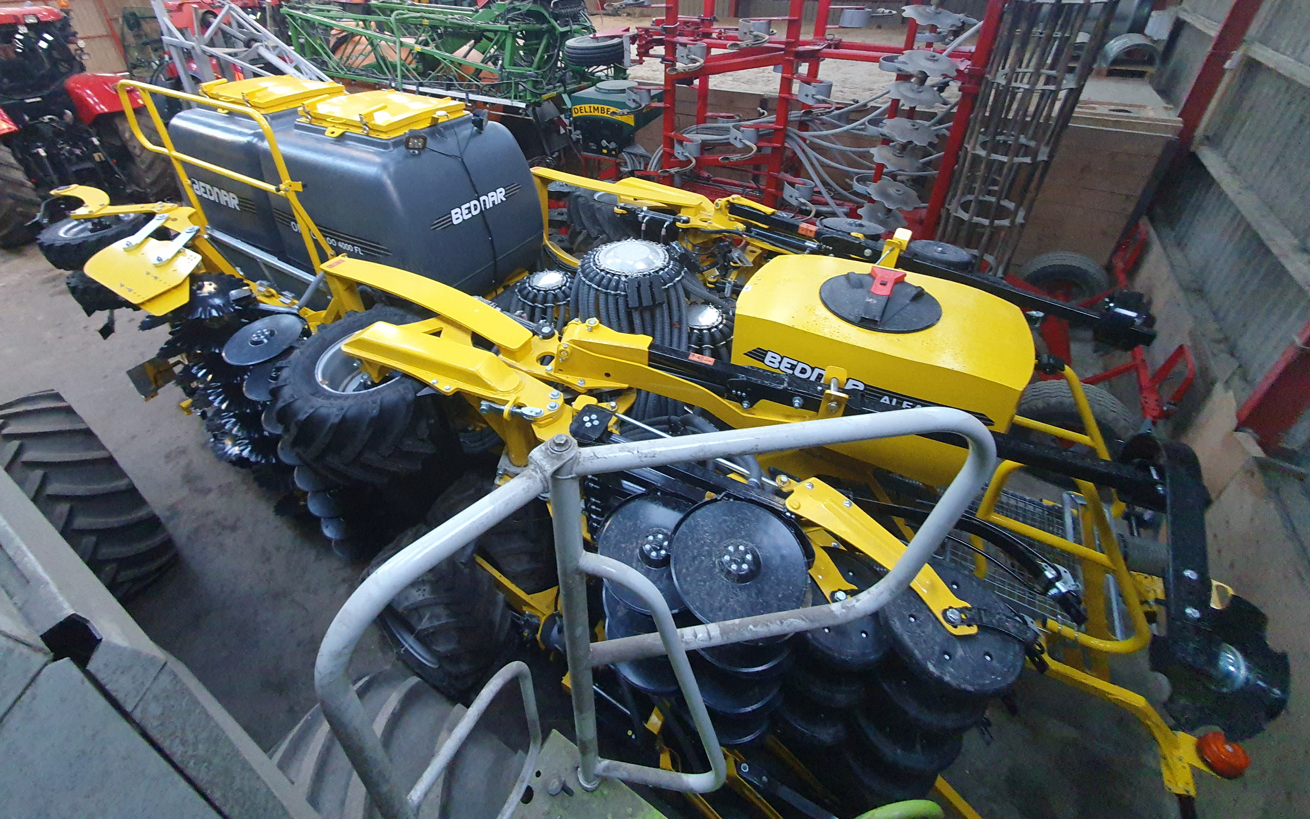 Reerslev agro  med Såmaskine ved Ruds-Vedby