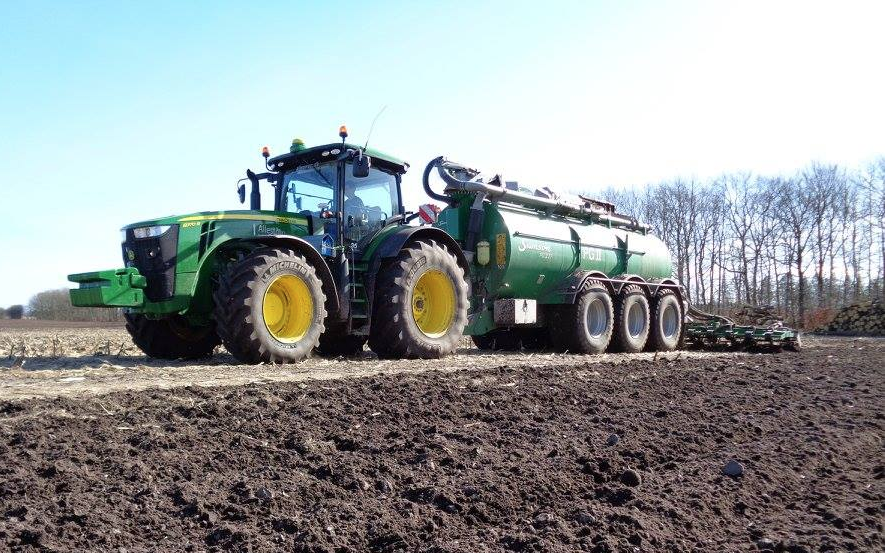 Allestrup maskinstation med Sortjordsnedfælder ved Nørager