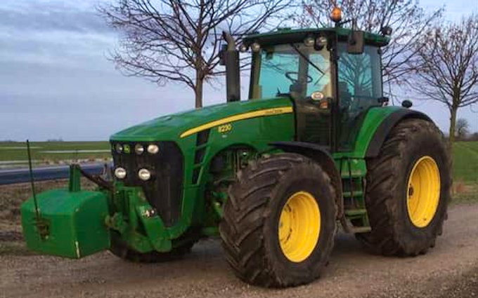 Anden´s agro service med Traktor 201-300 hk ved Slangerup