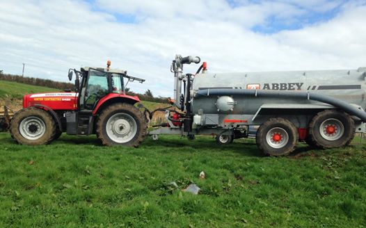 Hinton contracting ltd with Slurry spreader/injector at Stratford