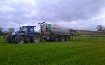 Jw and pm edwards and son  with Slurry spreader/injector at Cardeston