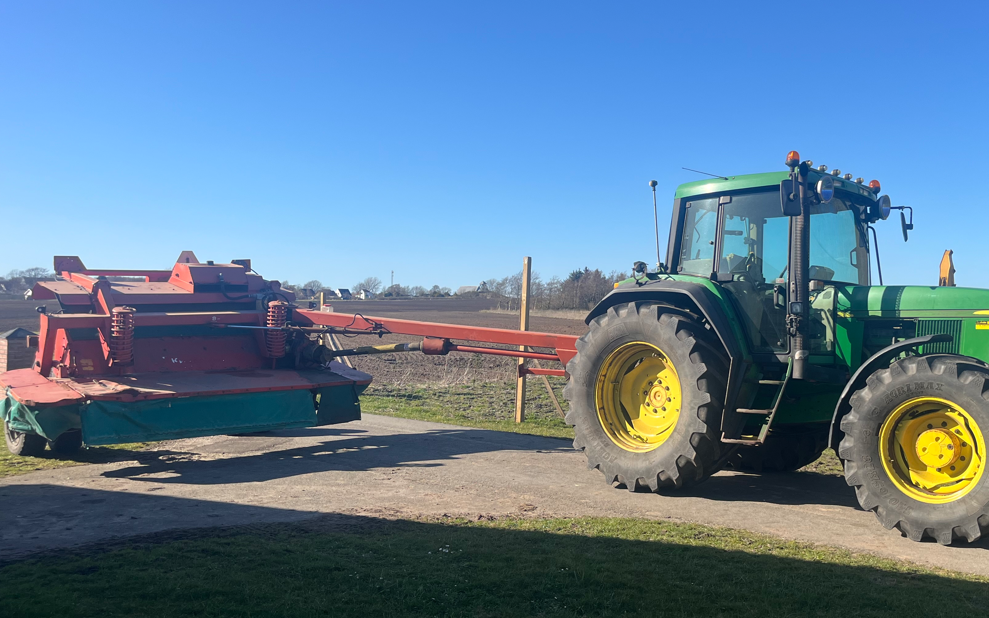 Sb farmservice med Skårlægger ved Brønderslev