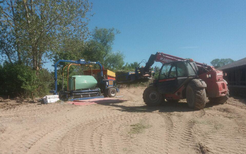 Dybmosegaard maskinstation med Wrapper ved Aarup