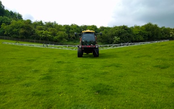 S & w spraying services with Self-propelled sprayer at Seaton Ross
