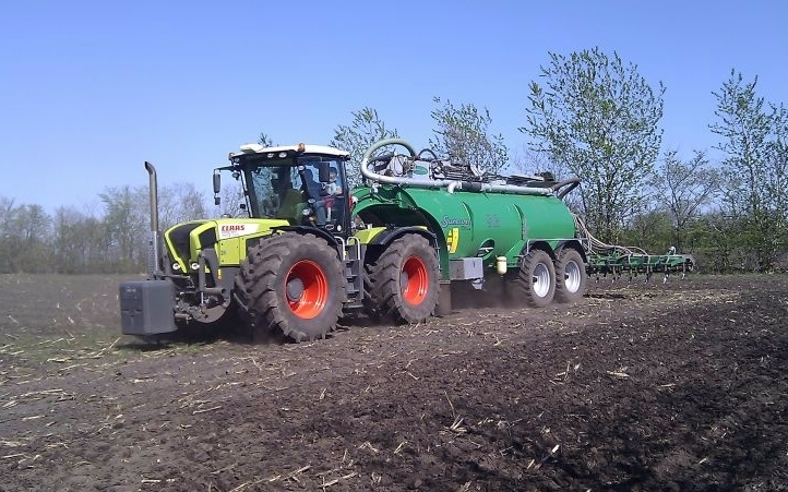 Erlings maskinstation med Sortjordsnedfælder ved Tistrup