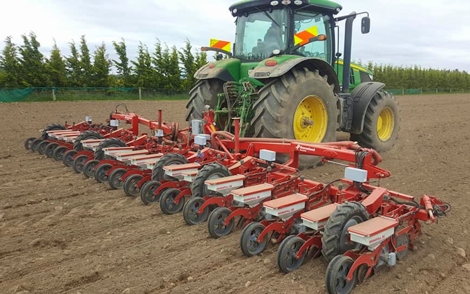 Chapman agriculture ltd  with Precision drill at Cust