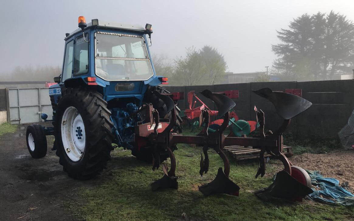 Elgaard med Plov ved Hirtshals