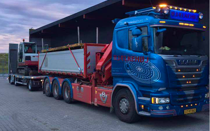 Bjælkehøj entreprenør aps med Lastbil ved Sorø