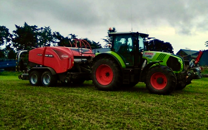 Gdp agricultural contracting with Baler wrapper combination at Presteigne