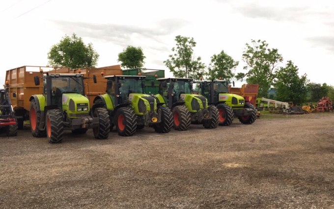Tovey agri contracting  with Forage harvester at West Harptree