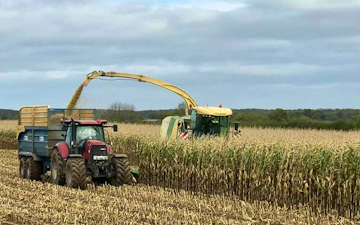 Trivett & son with Forage harvester at Baxterley