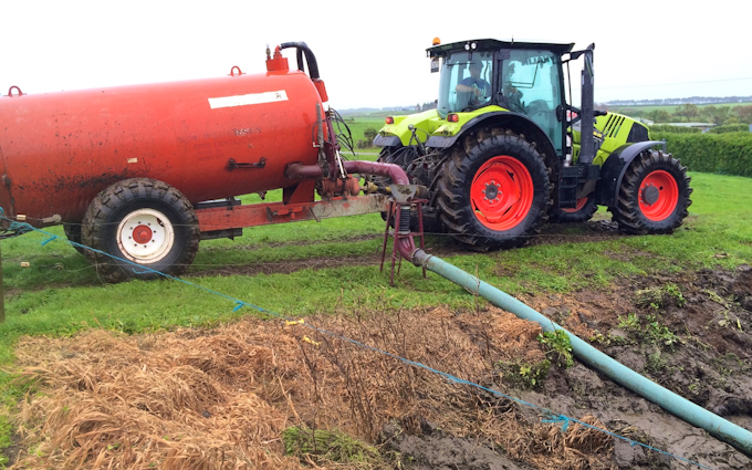 Kalin contracting ltd with Slurry spreader/injector at Manaia