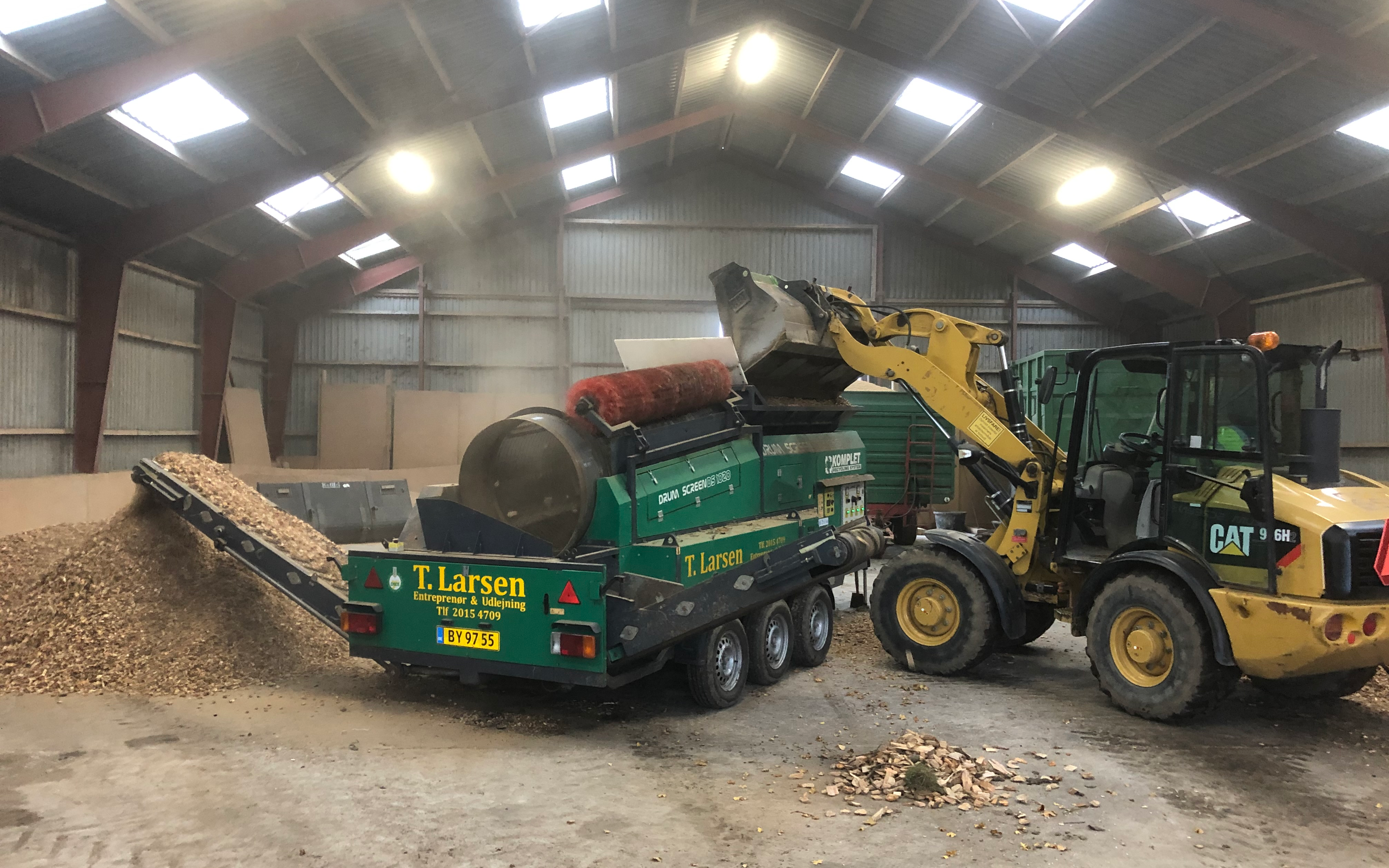 T. larsen entreprenør & udlejning med Jordsortering ved Græsted