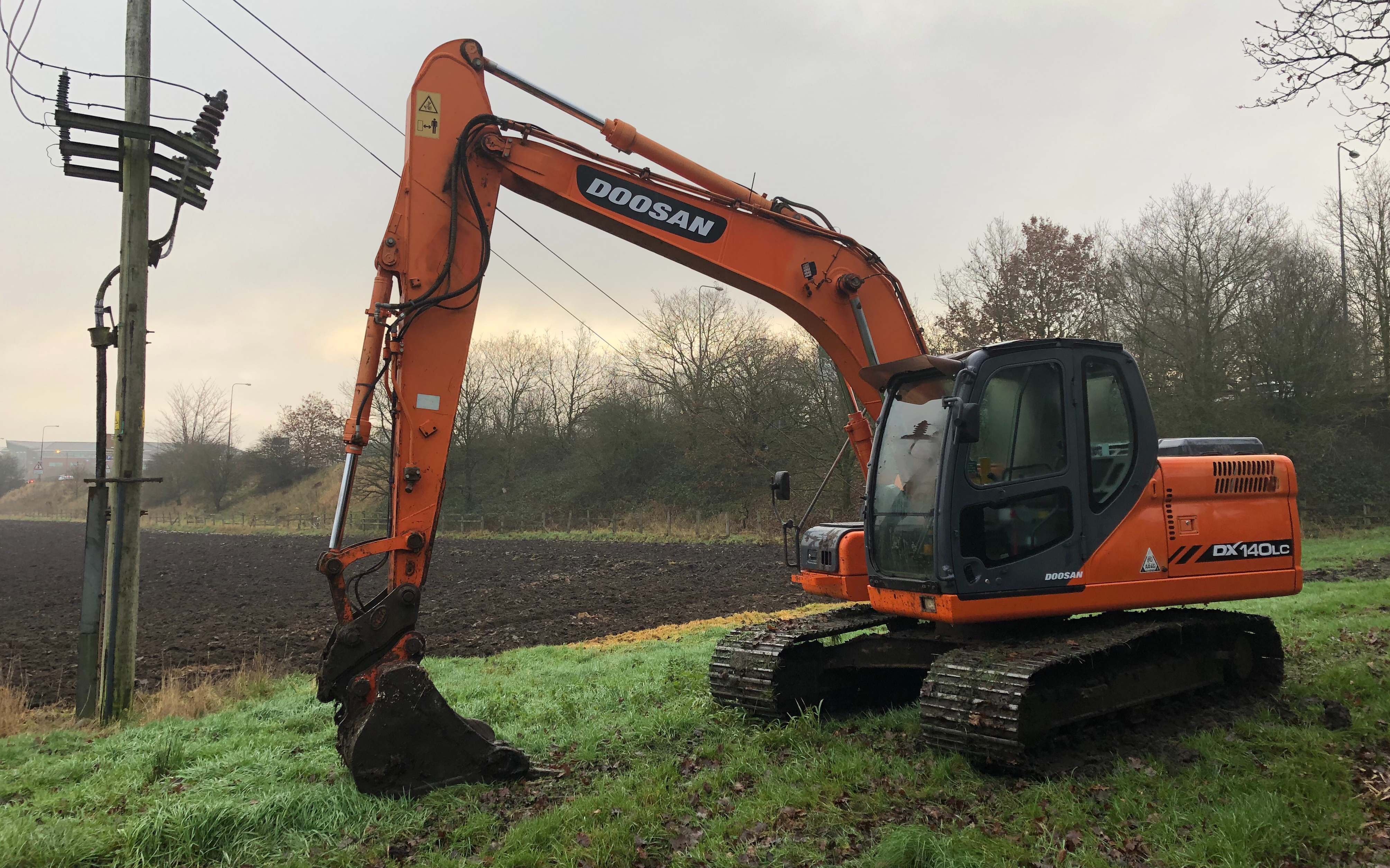 Rwgroundwork with Excavator at Aspull