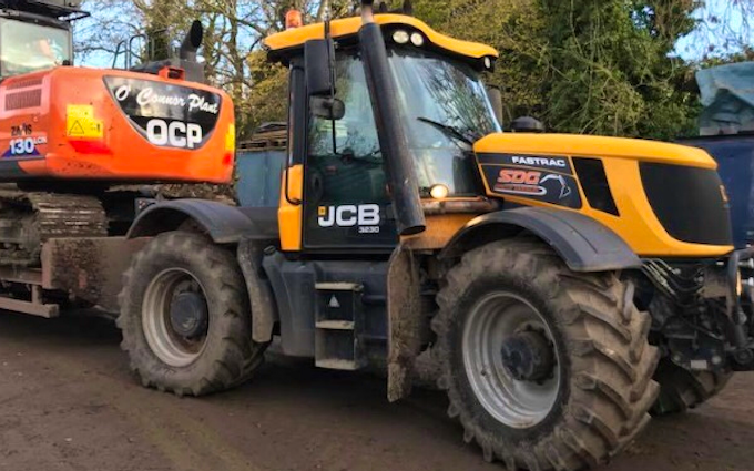 Sdg groundwork solutions ltd with Tractor 100-200 hp at Newnham