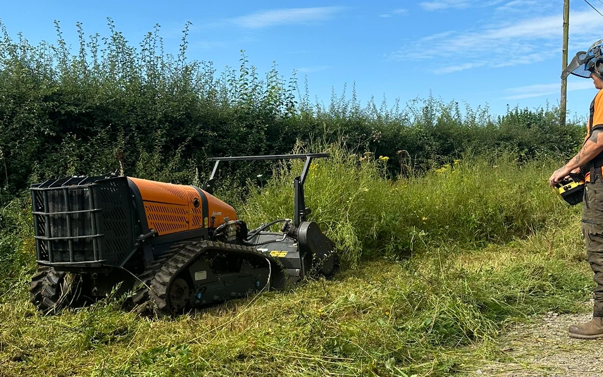 J.woodman & sons   with Mulcher at Turner Avenue