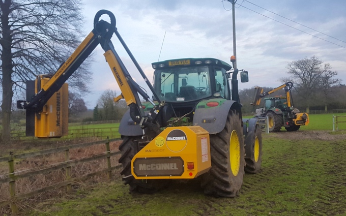 Berkshire agripower ltd with Hedge cutter at Chieveley