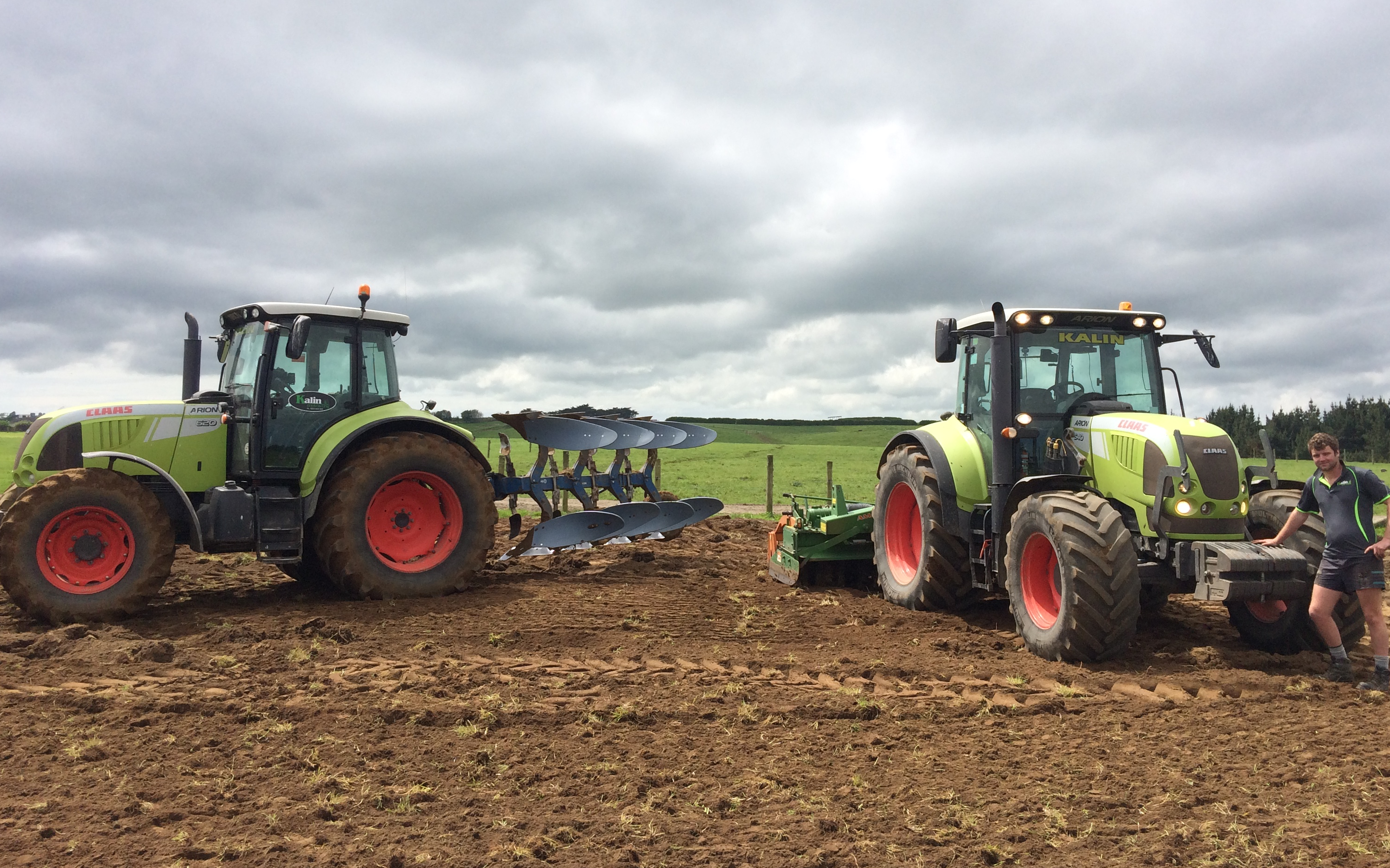 Kalin contracting ltd with Power harrow at Manaia