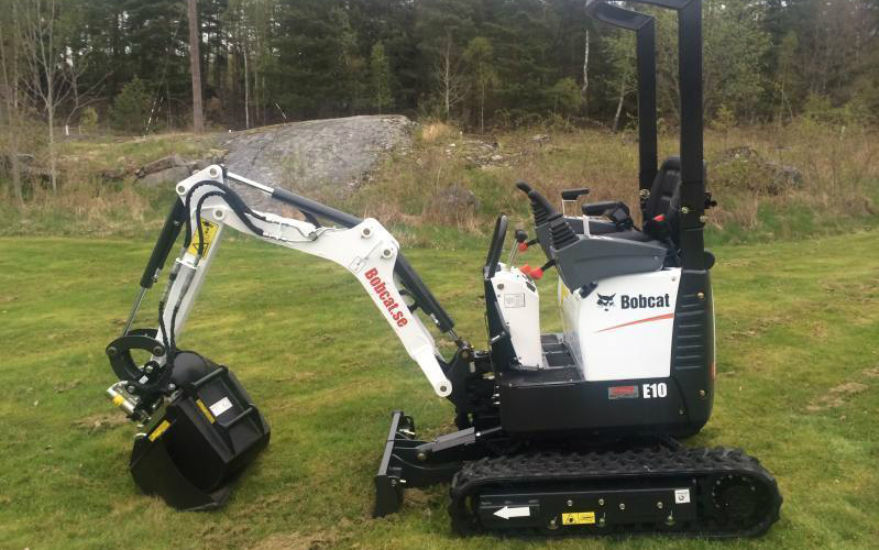 Galten overgaard aps med Minigraver ved Galten