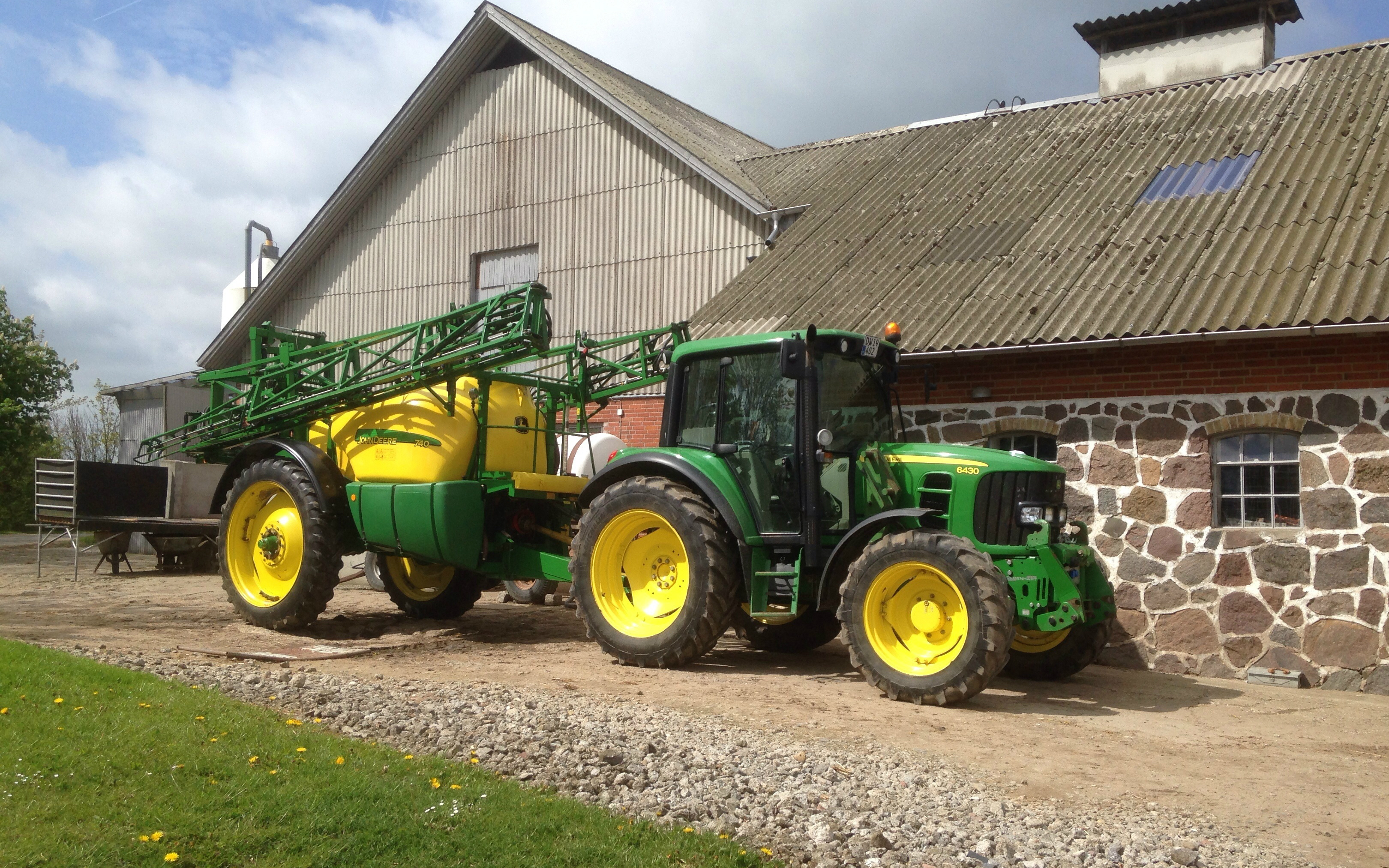 Grinsbæk med Trailersprøjte ved Horsens