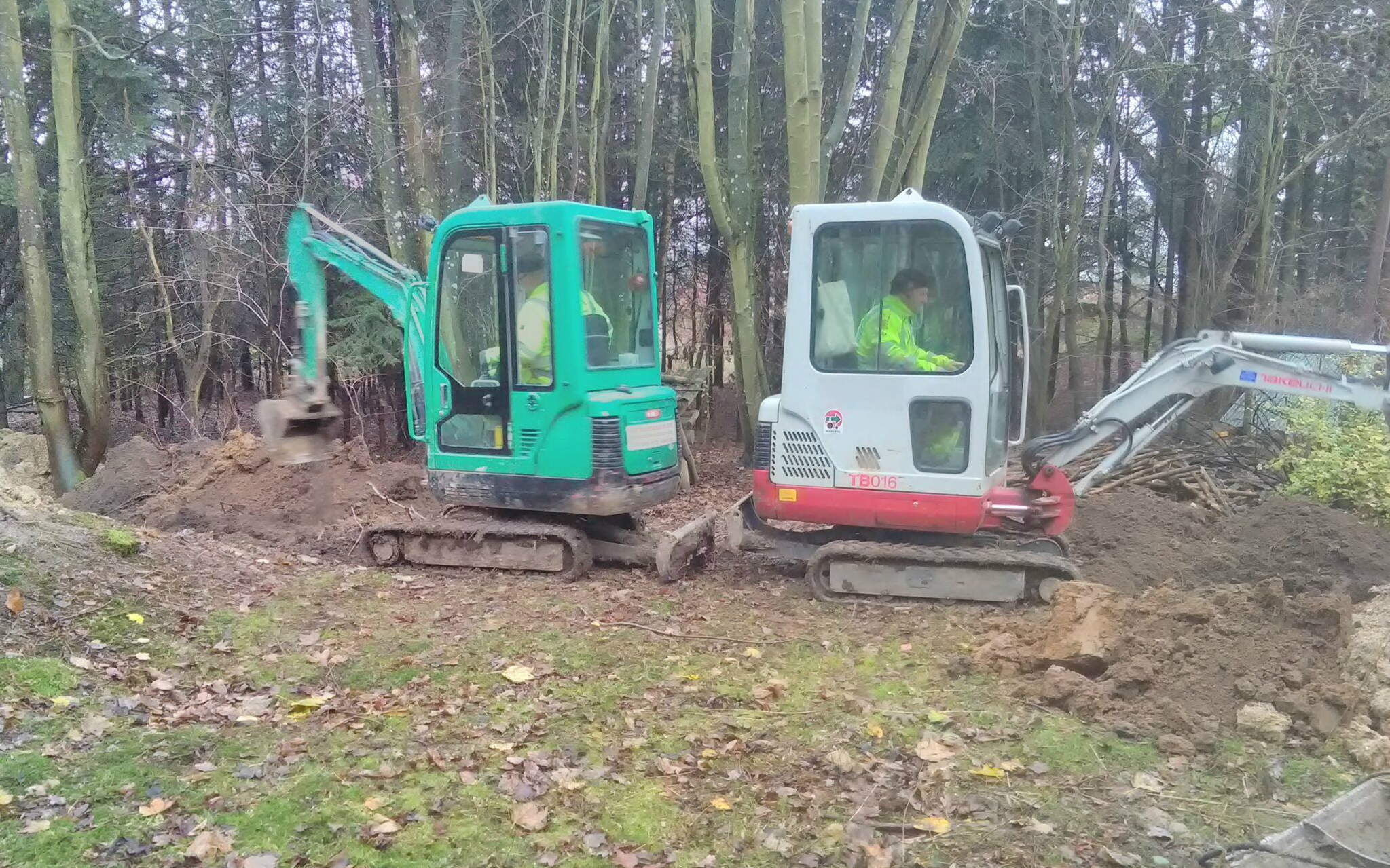 Erik frederiksens eftf aps med Minigraver ved Sakskøbing