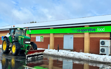 Edwards agricultural contracting with Gritting and snow clearance at Tibshelf
