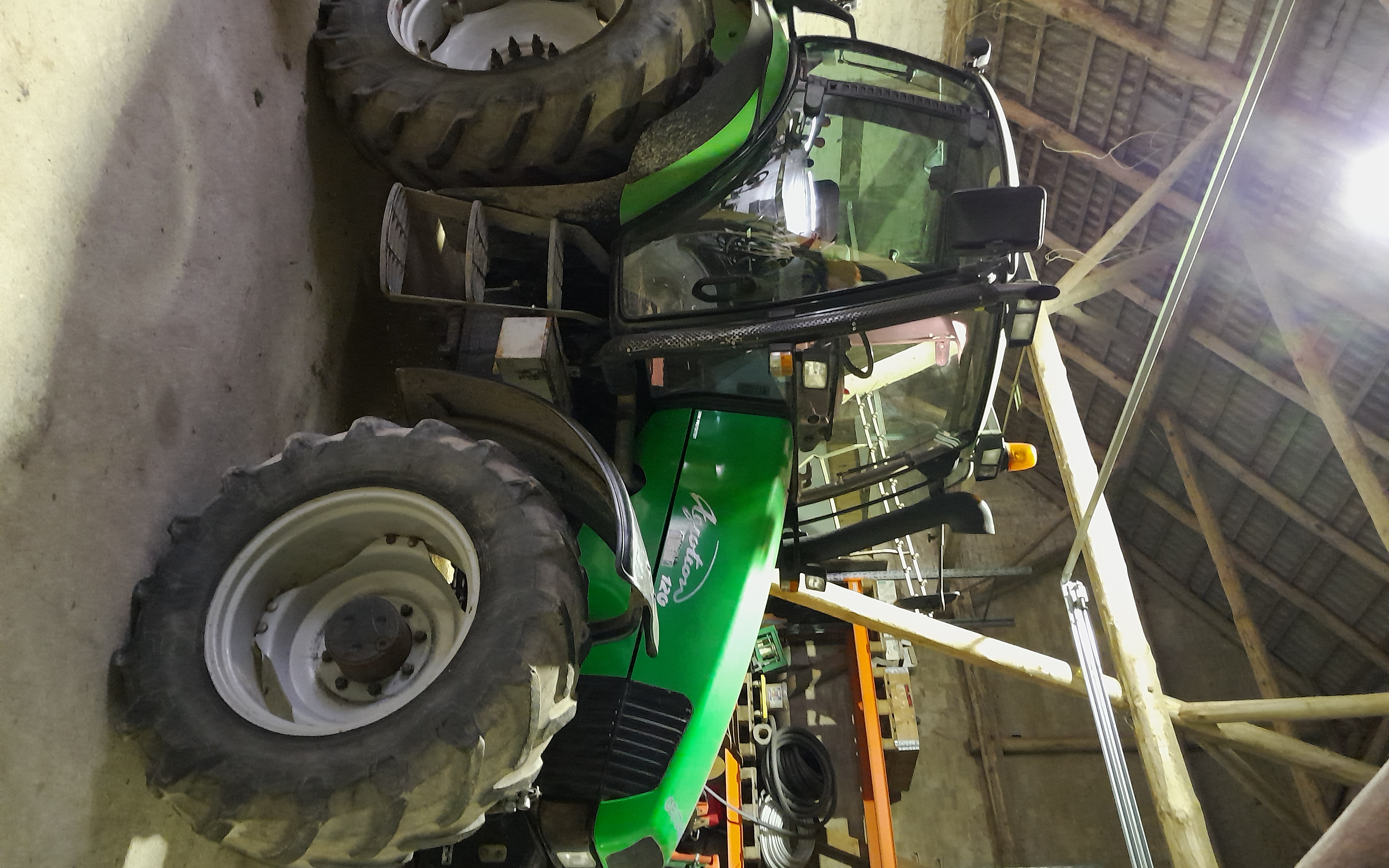 Allegaarden med Traktor 201-300 hk ved Glumsø