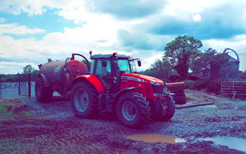 Druminard farm contracts with Slurry spreader/injector at Ruskey Road