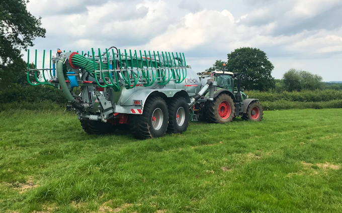 G&t agricultural contractors ltd with Slurry spreader/injector at Cleobury Mortimer