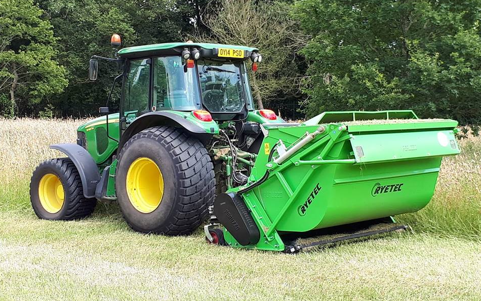 Bennett's contracting with Topper at United Kingdom