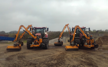 Trekantens anlæg & ejendomsservice aps med Traktor 201-300 hk ved Vejle