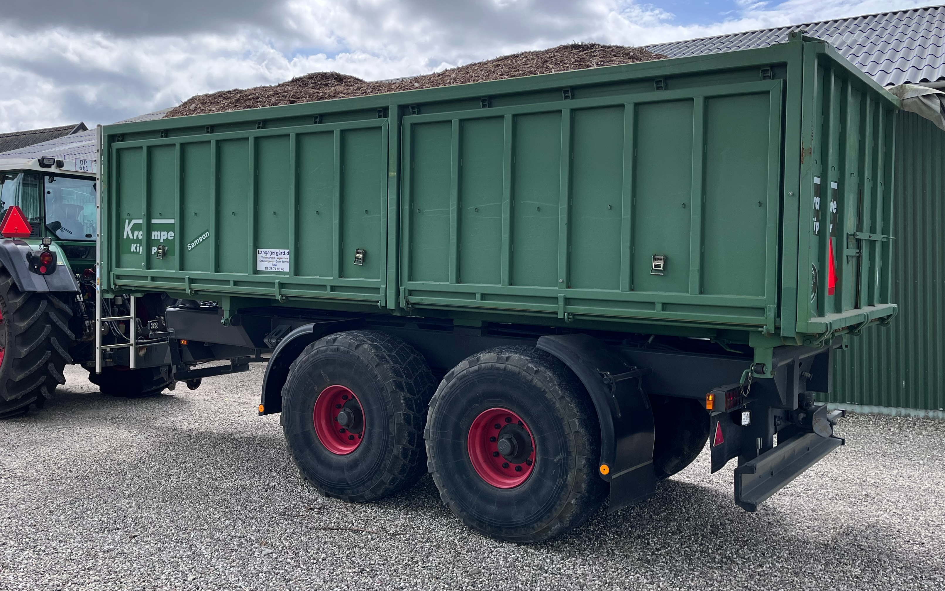 Https://langagergård.dk med Vogn + anhænger ved Snoldelevvej
