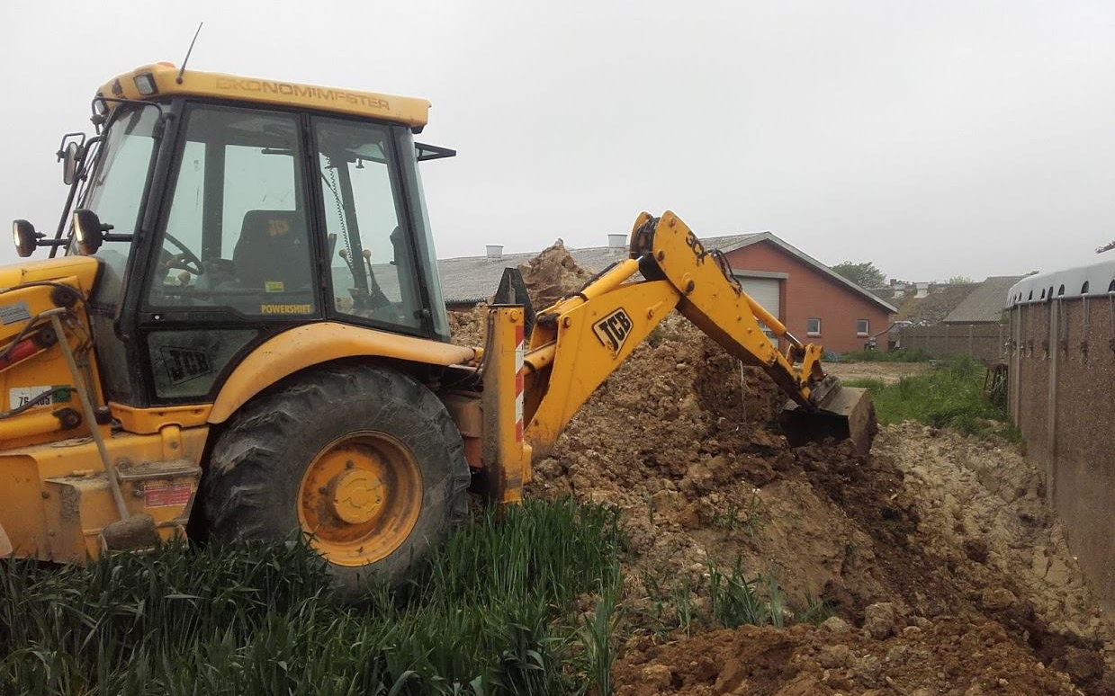 Bisgaards maskinstation med Rendegraver ved Redsted