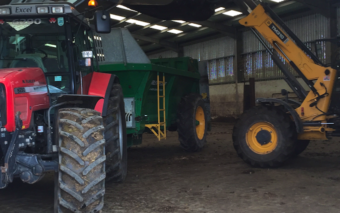 Niall turley  with Manure/waste spreader at Rock Road