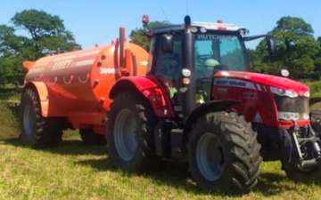 Neil chapman plant hire  with Slurry spreader/injector at Bushs Orchard