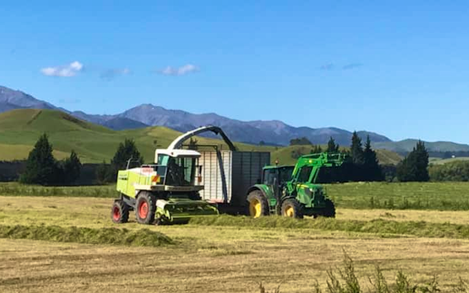 C j phillips contracting with Forage harvester at Thornbury