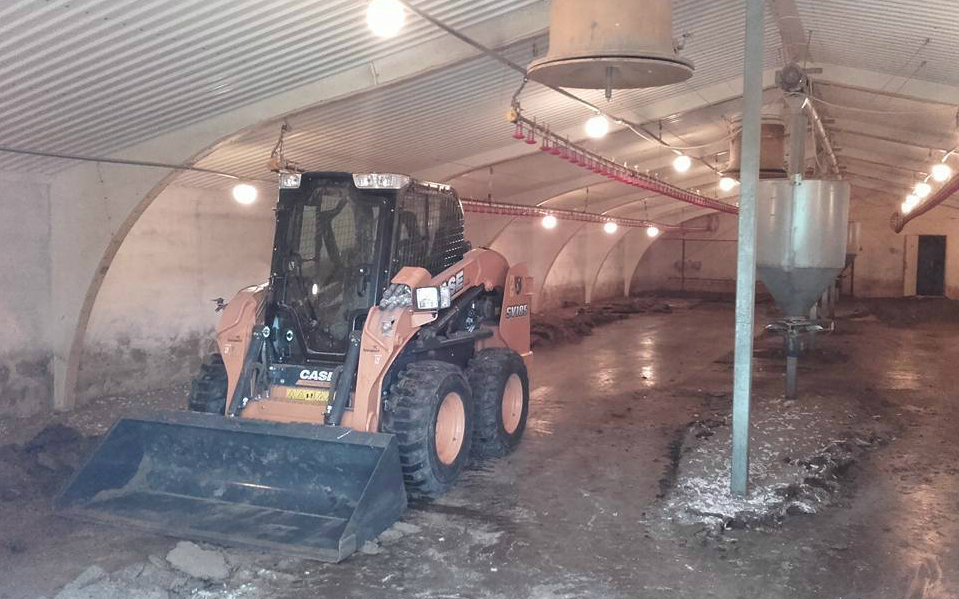 Skovbakken kiskelund med Minilæsser ved Kruså