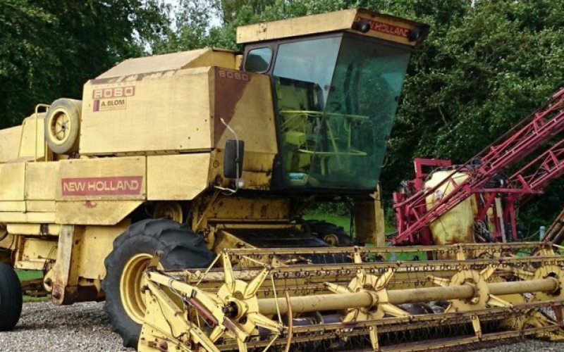 Entreprenør casper juul jensen med Mejetærskning ved Højslev