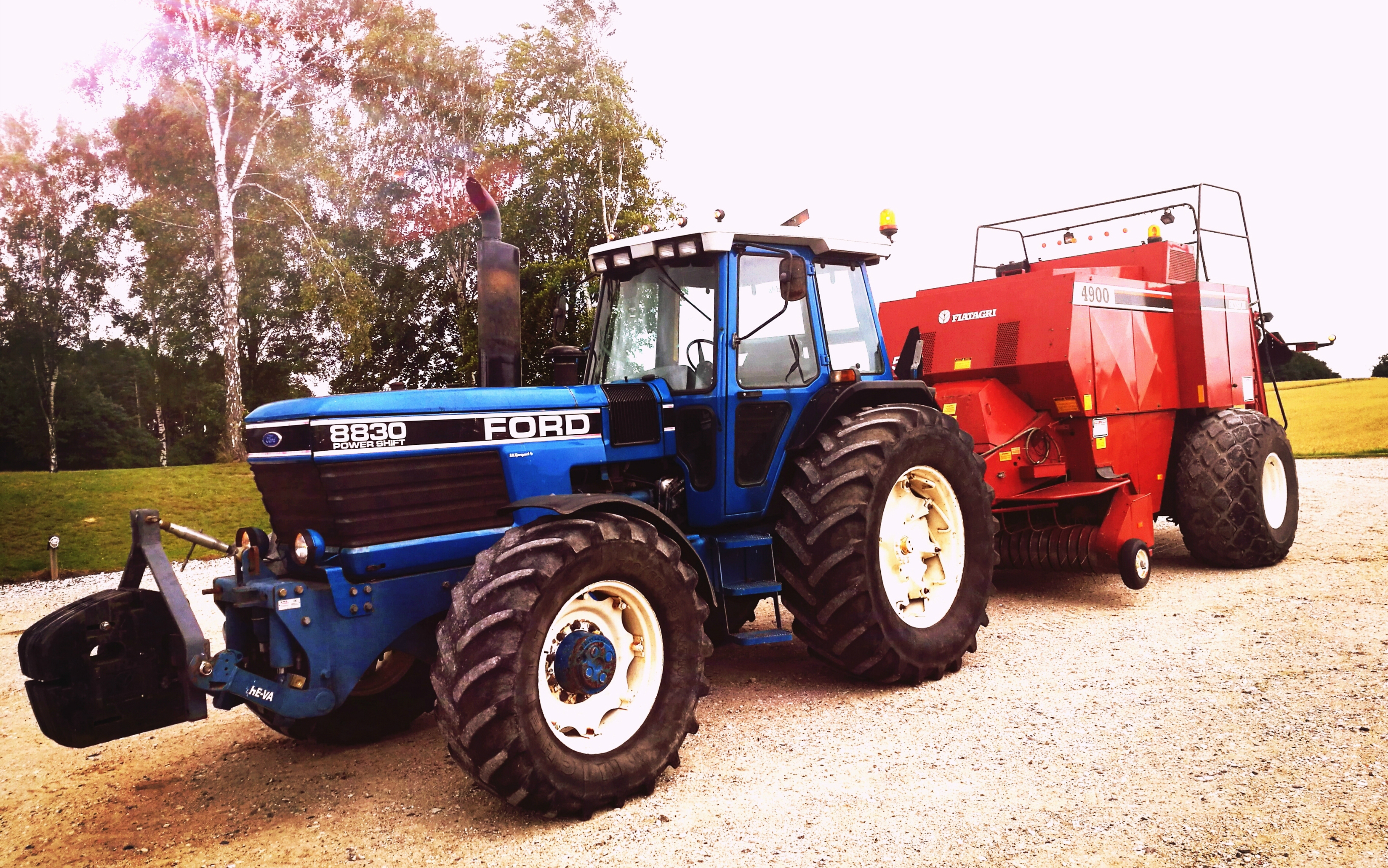 Ph-landbrugsservice med Bigballepresser ved Nimtofte