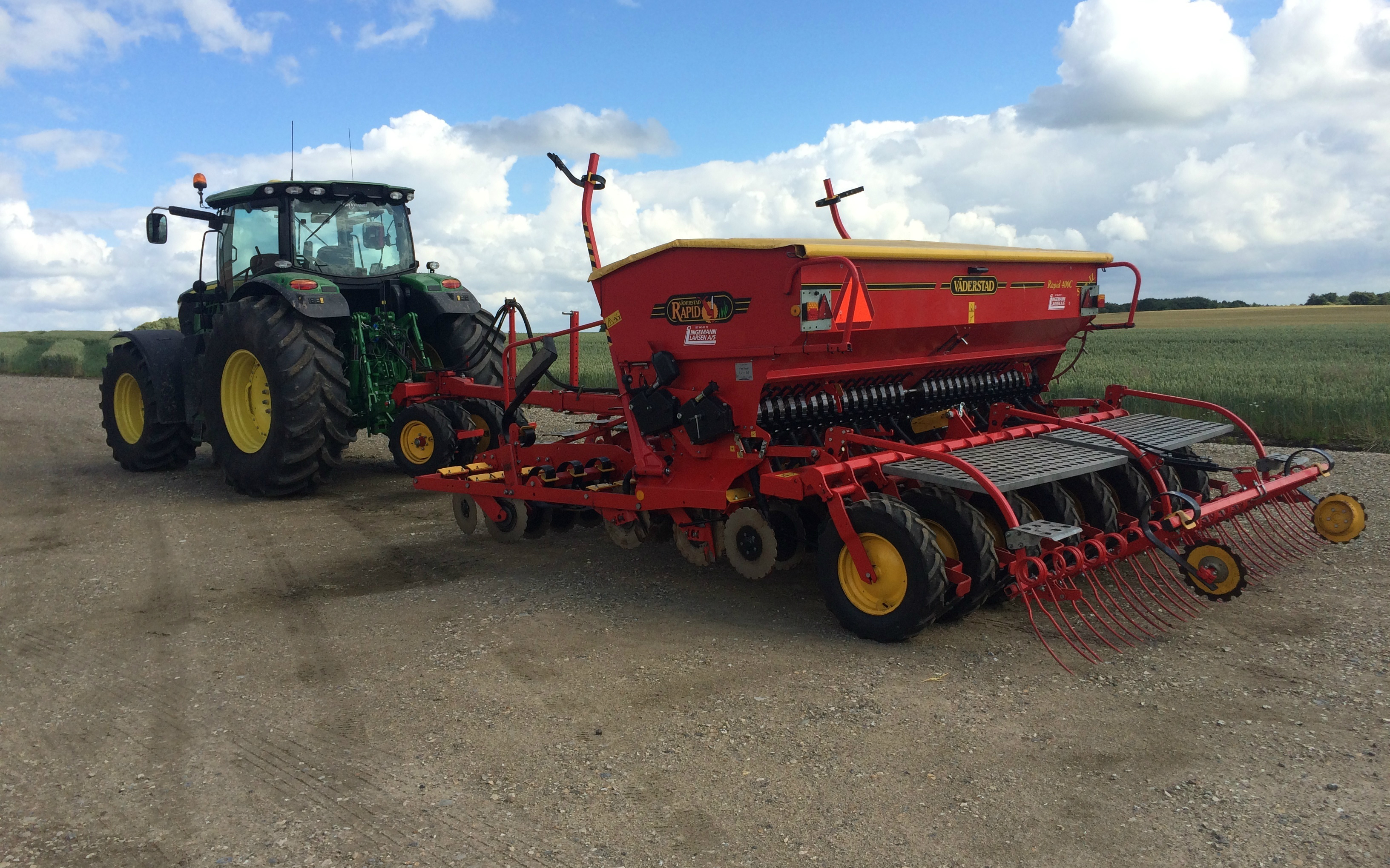 Hm markservice med Såmaskine ved Nykøbing Mors