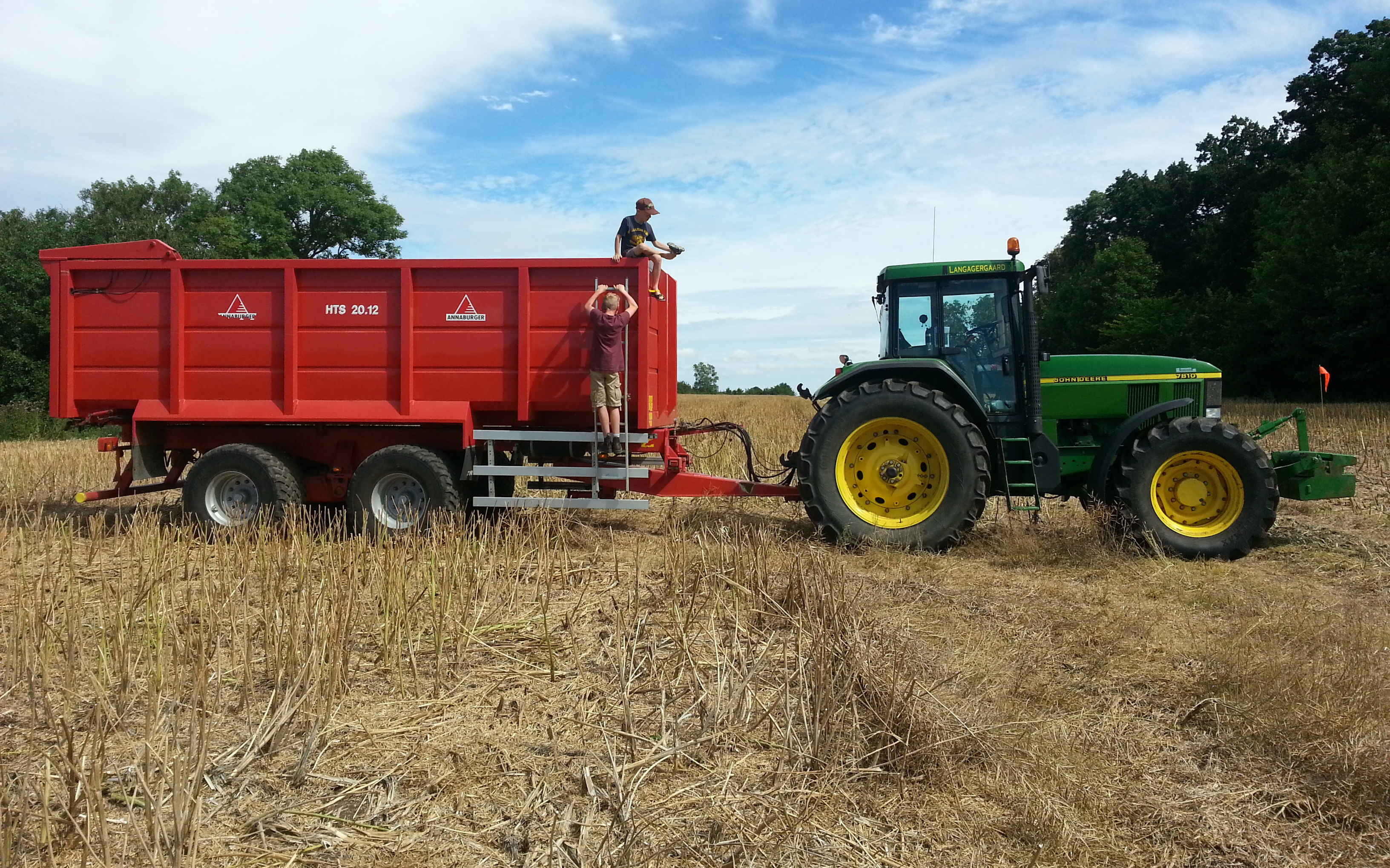 Langagergaard med Alm. vogn ved Tølløse