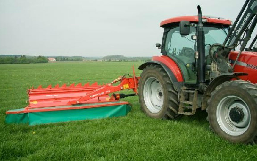 Galten overgaard aps med Skårlægger ved Galten