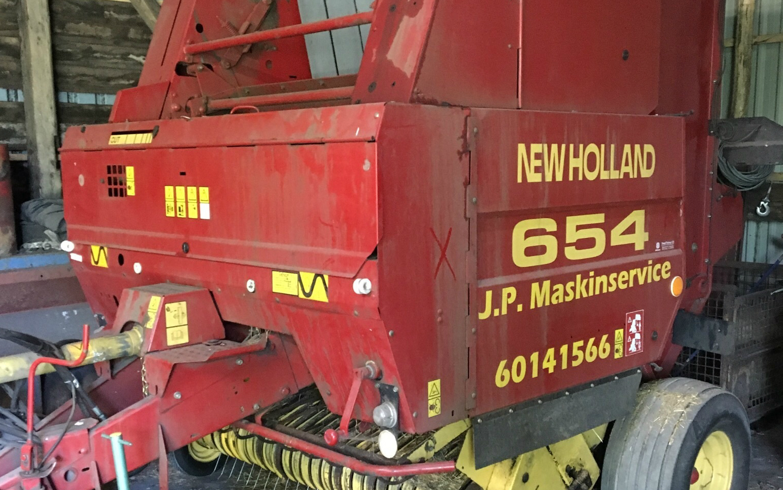 Anders jespersen med Rundballepresser ved Give